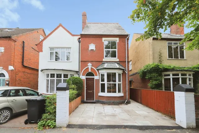 Neville Avenue, Kidderminster, DY11, photo 1