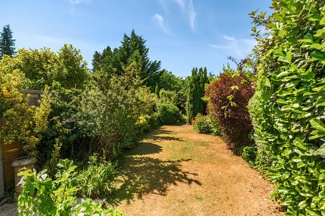 Updown Hill, Windlesham, GU20, photo 2