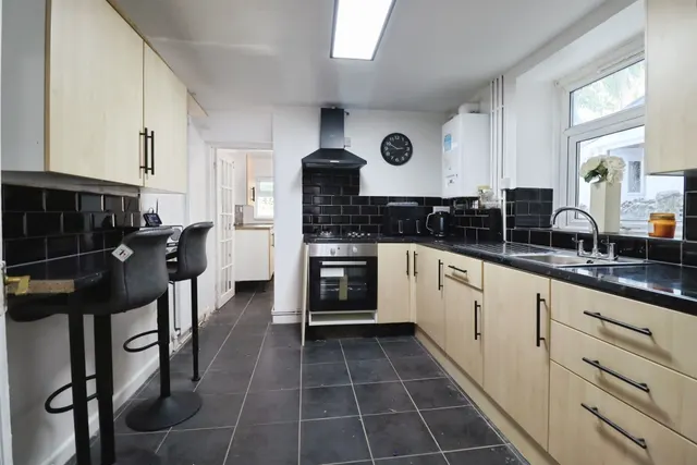Fairford Street, Barry, CF63, photo 2