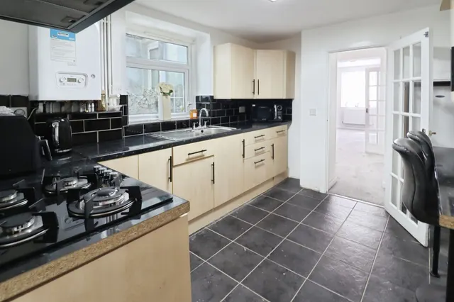 Fairford Street, Barry, CF63, photo 3