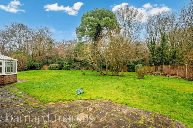 Heathside Place, Epsom, KT18, photo 3