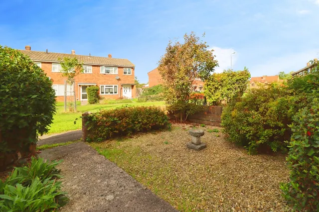 Lyndale Road, Yate, BS37, photo 2
