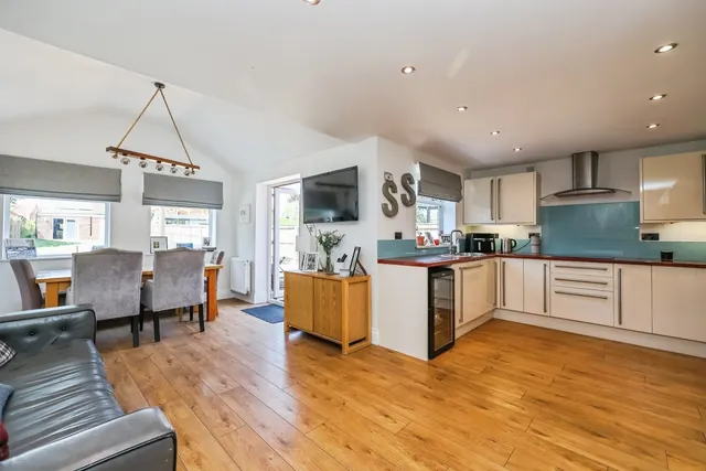 Watnall Road, Hucknall, NG15, photo 2