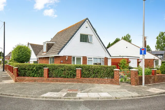 Kipling Drive, Blackpool, FY3, photo 1