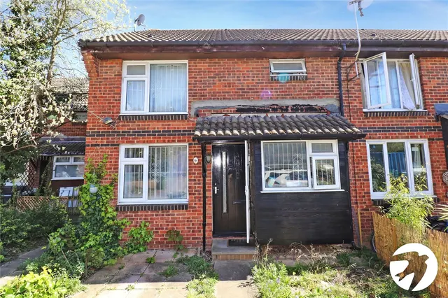 Rollesby Way, London, SE28, photo 1