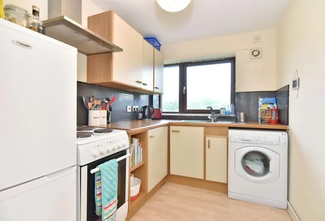 Morrison Drive, Garthdee, AB10, photo 2