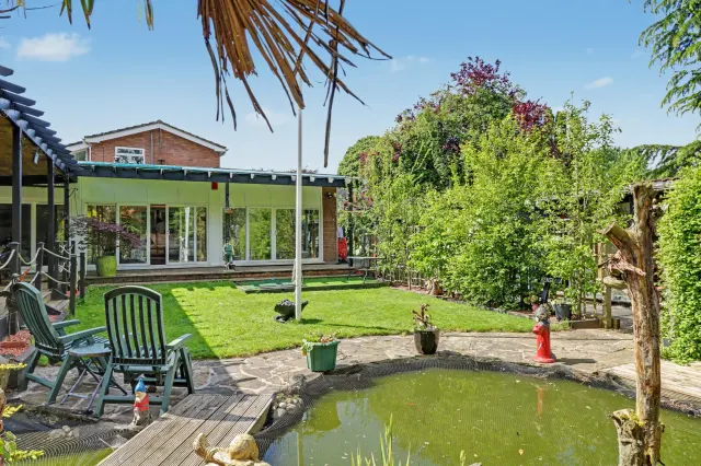 Cavendish Crescent, Alsager, photo 1
