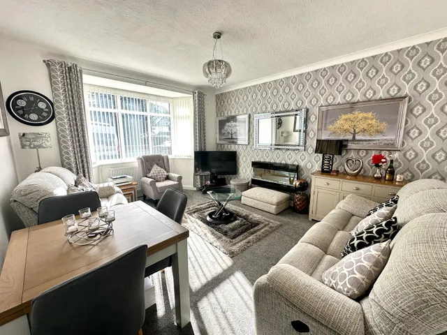 Lichfield Road, Bloxwich, WS3, photo 3