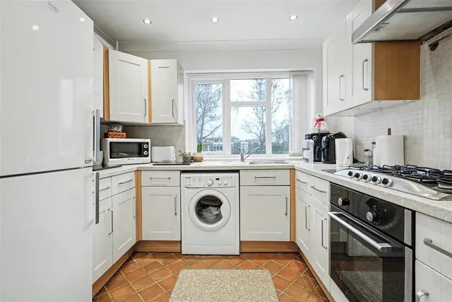 Collingwood Road, Long Eaton, NG10, photo 3