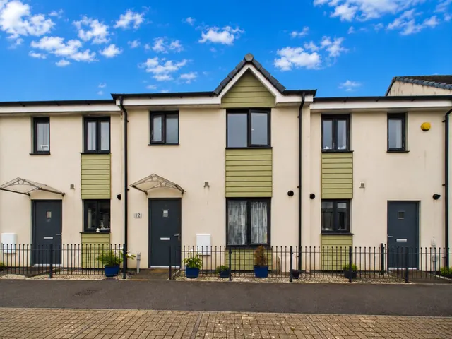 Polperro Place, Pennycross, Plymouth, photo 1