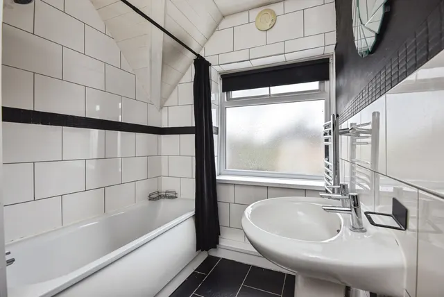 Sandringham Road, Morecambe, LA4, photo 3