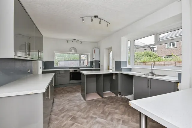 Sandringham Road, Morecambe, LA4, photo 2