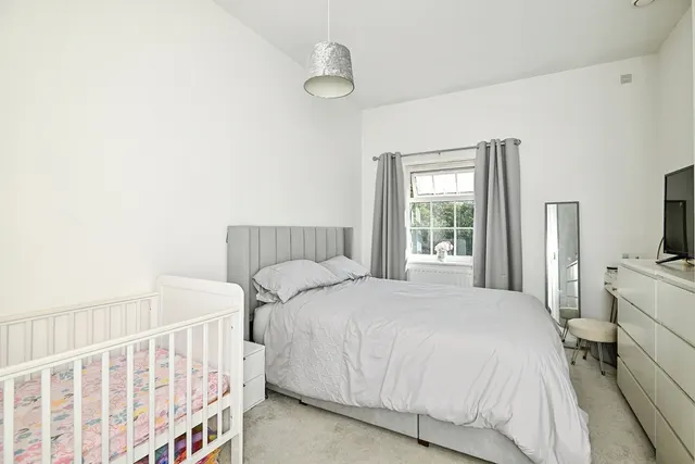 Photo 2 — Chimney Avenue, Maidstone, Kent, ME14