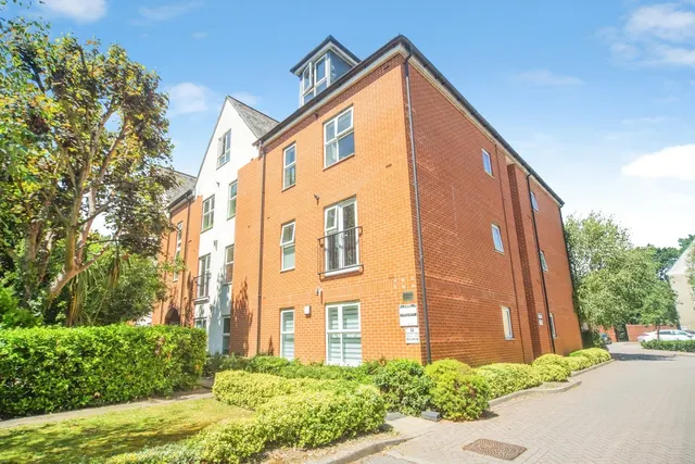 Archers Road, Southampton, SO15, photo 1