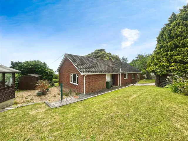 Undercliff Drive, St. Lawrence, PO38, photo 3