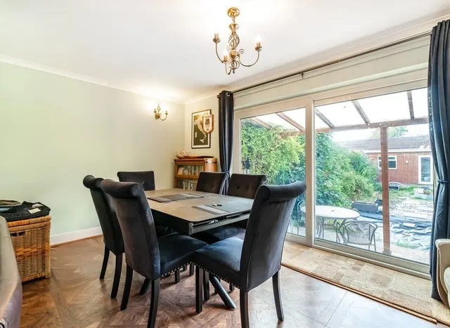 Photo 3 — Burlington Road, Isleworth, TW7