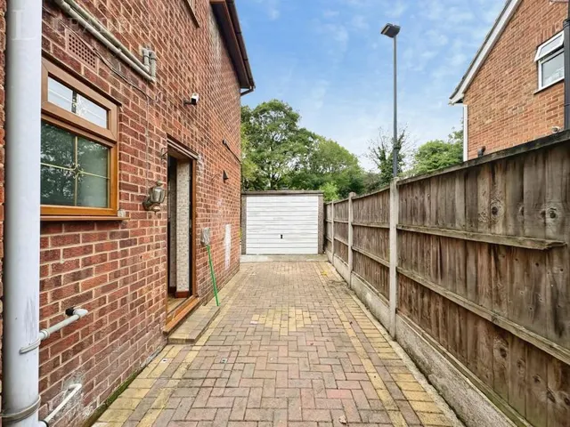 Serina Avenue, Derby, DE23, photo 2