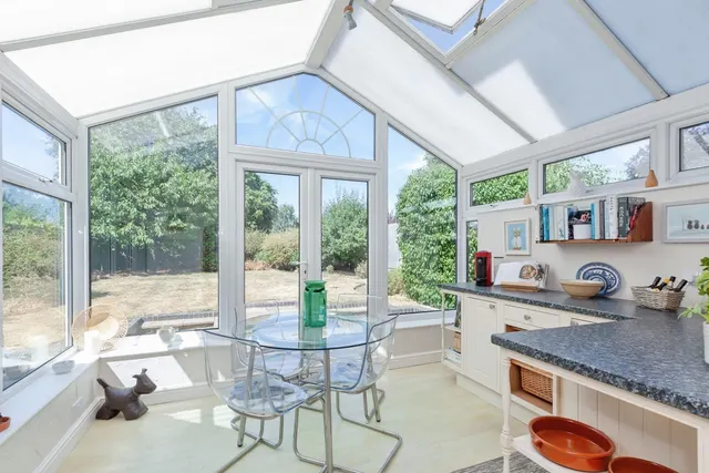 Quenby Crescent, Syston, LE7, photo 2