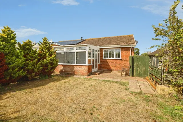 Tolkien Road, Eastbourne, BN23, photo 2