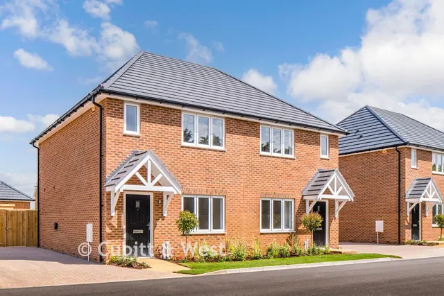 Wittering Place, West Wittering, PO20, photo 1
