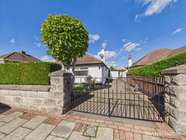 Caldicott Avenue, Bromborough, CH62, photo 1