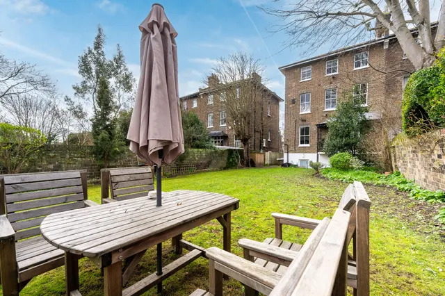 Flat 4, 21 Kidbrooke Park Road, London, photo 1