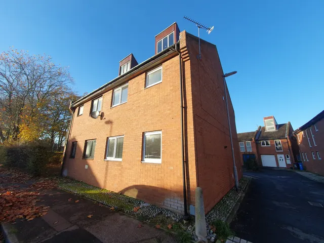 Brampton Court, NORWICH, photo 1