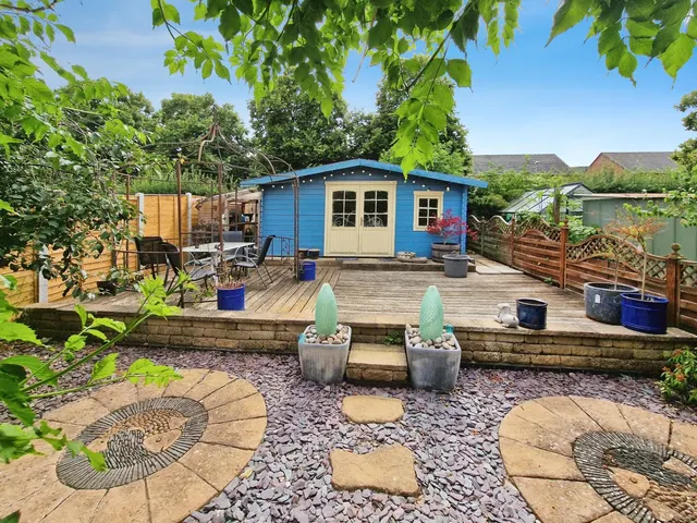 Southfield Road, Northampton, NN5, photo 2