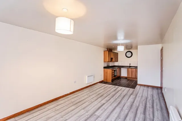 Photo 2 — Vantage Court, 14 Kenway, Southend-On-Sea, Essex, SS2
