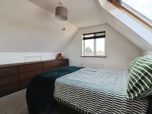 Stradling Close, Penarth, CF64, photo 3