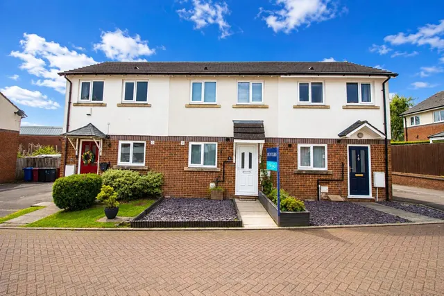 Laneshaw Close, Darwen, photo 1