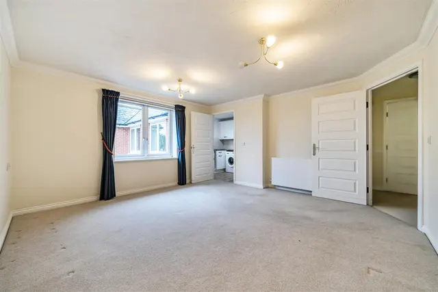 Bridge Road, Romsey, SO51, photo 3