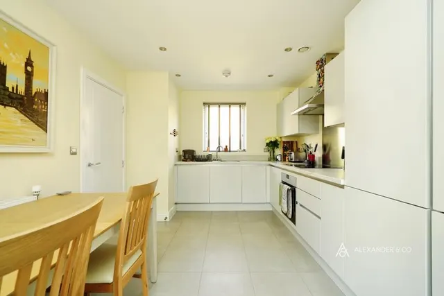 Charlotte Avenue, Bicester, OX27, photo 2
