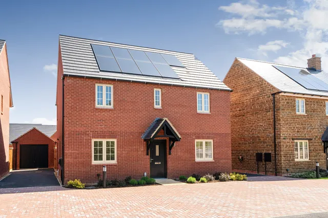 Middleton Cheney, Banbury, OX17, photo 1