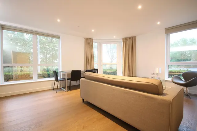 Ottley Drive, London, SE3, photo 3