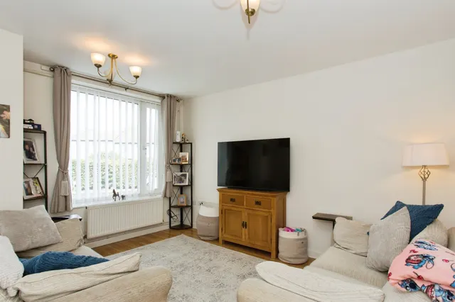 Ferneley Crescent, Newmarket, CB8, photo 2