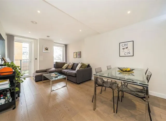 Wharf Road, City Road, N1, photo 1