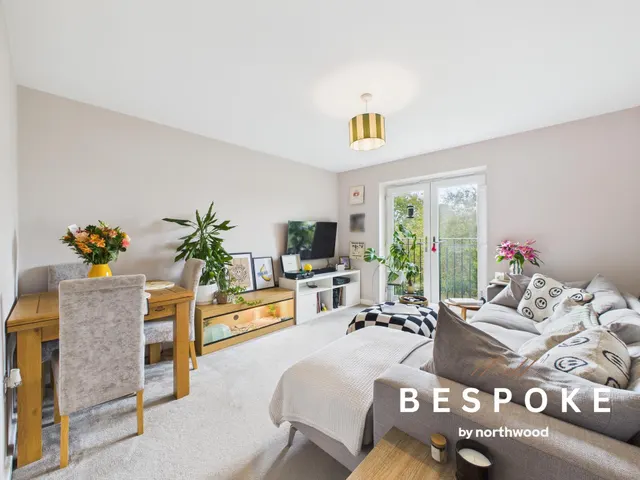 Sutton Place, Sandbach, CW11, photo 2
