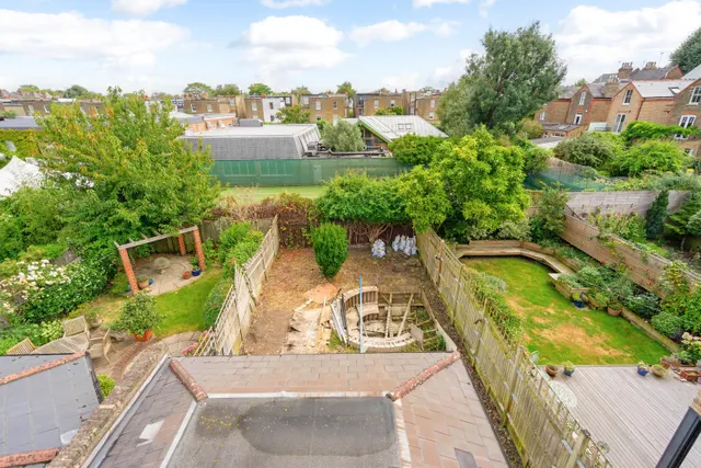 Photo 3 — Homefield Road, London, W4