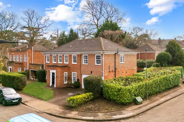 Dickens Drive, Chislehurst, Kent, BR7, photo 1