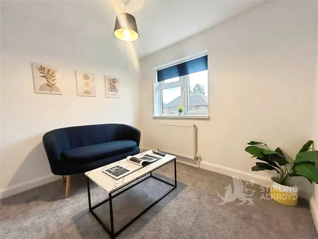 Rydes Avenue, Guildford, GU2, photo 2