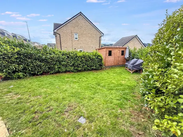 Photo 2 — Fulton Crescent, Silsden, BD20 0FN