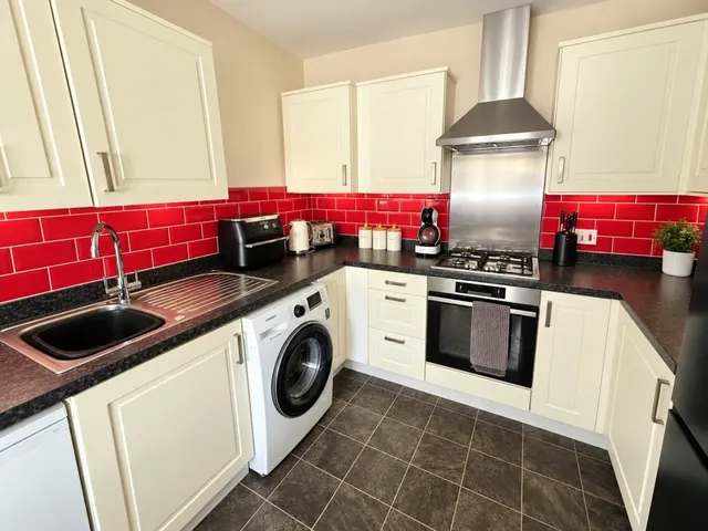 Clarks Way, Bath, BA2, photo 3