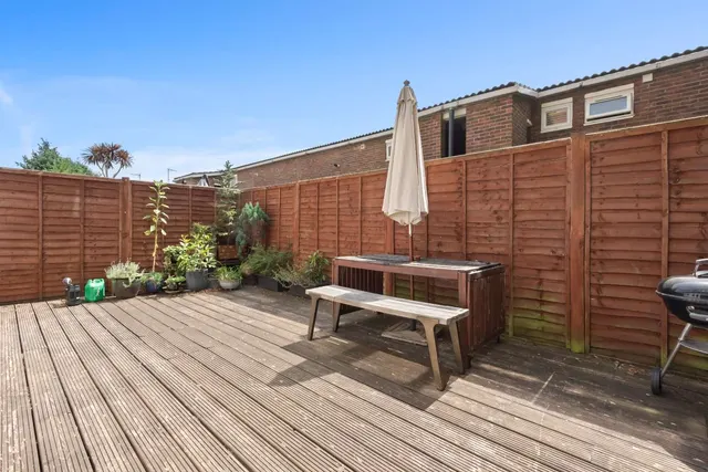 Sawkins Close, Southfields, London, SW19 6JU, photo 1