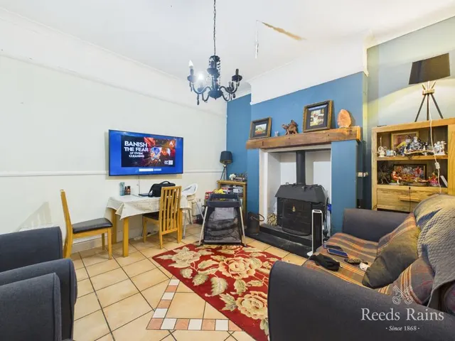 Windsor Crescent, Bridlington, YO15, photo 3