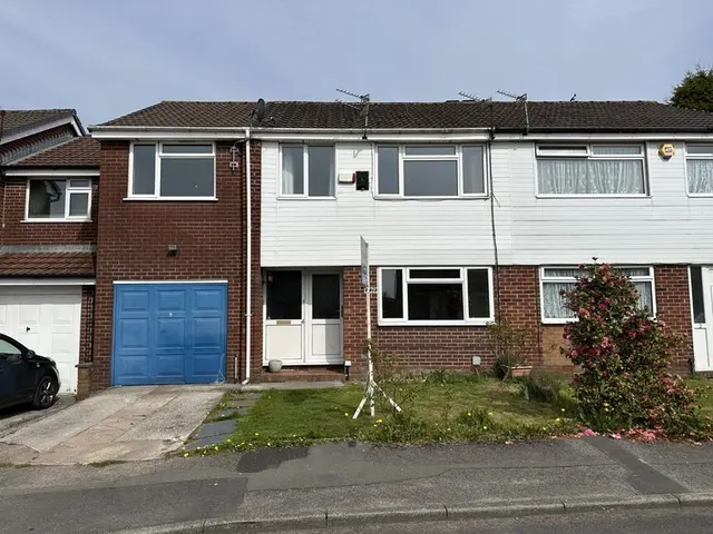 Glendon Crescent, Ashton-under-Lyne, Greater Manchester, OL6, photo 1