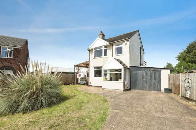 Hill Top Avenue, Winsford, Cheshire, CW7, photo 1