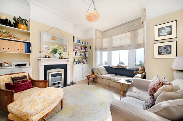 Cupar Road, London, SW11, photo 1