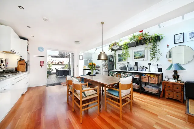 Cupar Road, London, SW11, photo 2