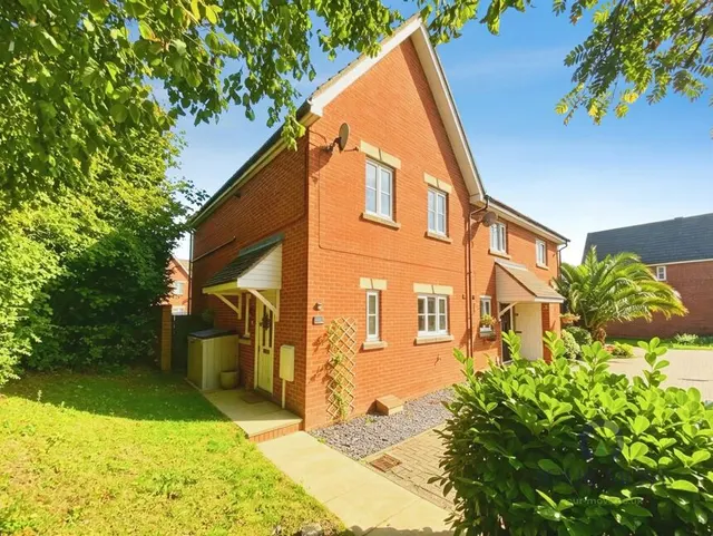 Anatase Close, Sittingbourne, Kent, ME10, photo 1